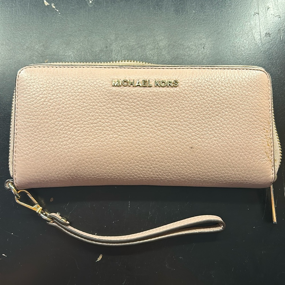 MK wristlet